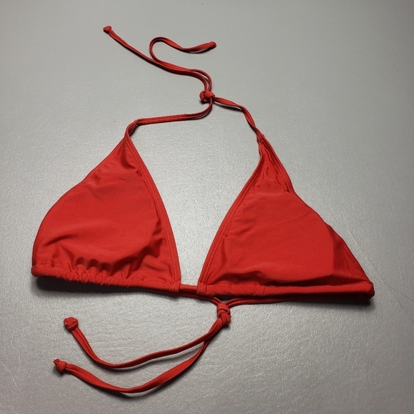 3/$15 Ymi red halter bikini top women's size large - Picture 1 of 7
